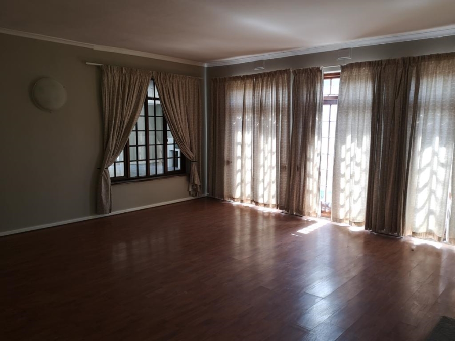 To Let 4 Bedroom Property for Rent in Goedehoop Western Cape